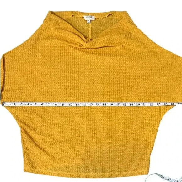 UMGEE Marigold Yellow Waffle Knit Dolman Sleeve Top Size Medium Casual - Picture 7 of 11
